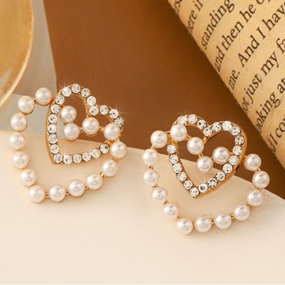 1 Pair Pearl Double HeartStud Earrings